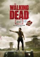 The Walking Dead : The Poster Collection: 40 Removable Posters cover
